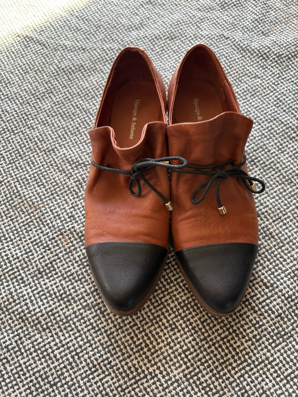 Django & Juliette Leather Tie Loafer 40